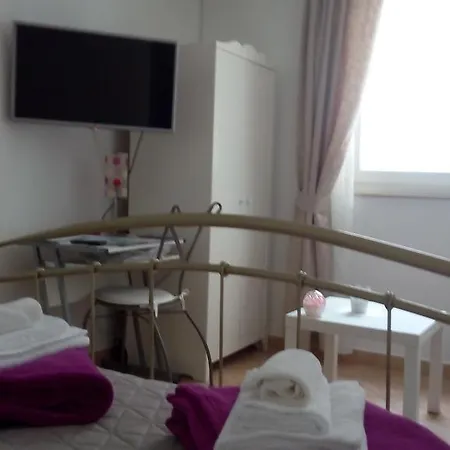 Amd Infinity Appartement Split